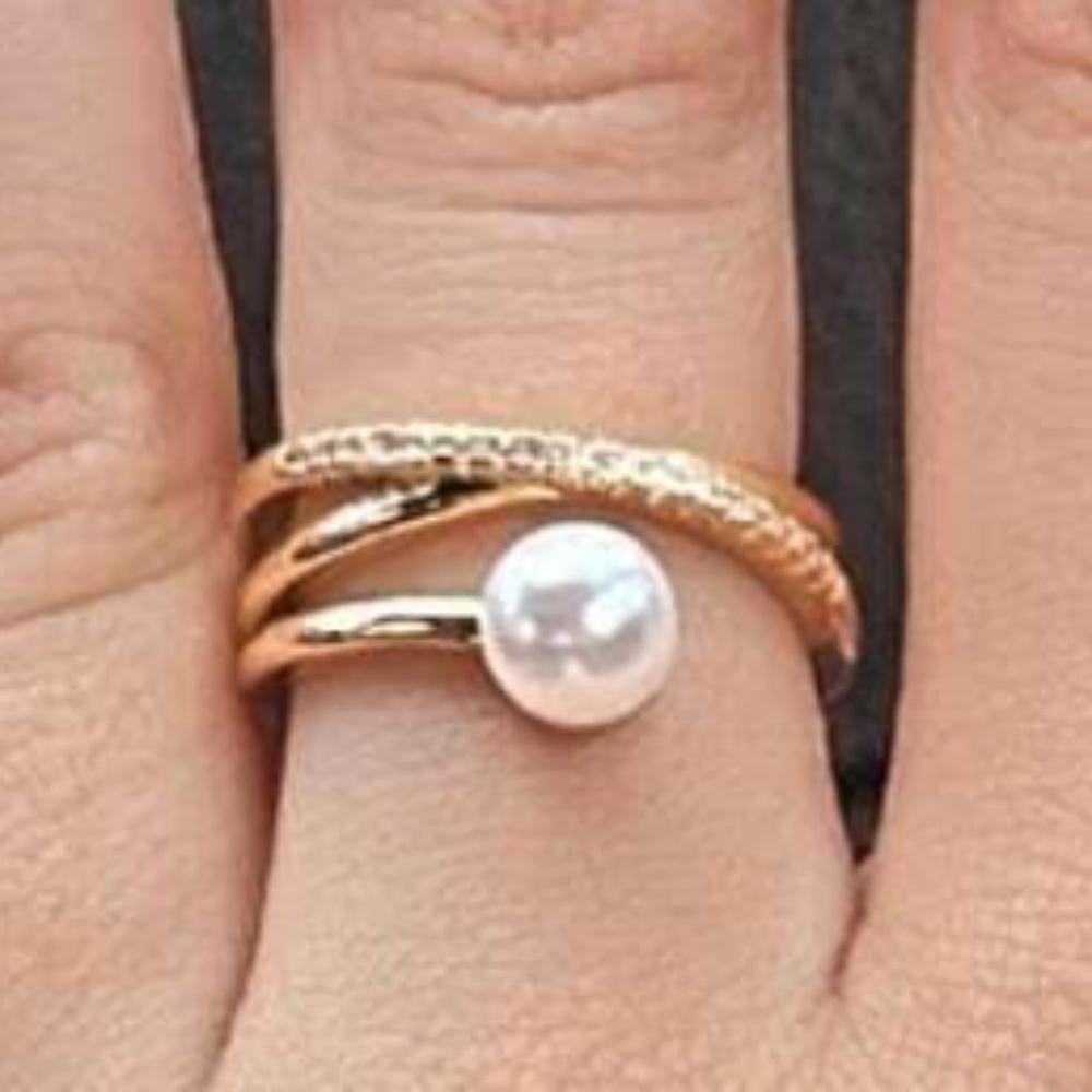 Luxe Faux Pearl Rhinestone Adjustable Ring
